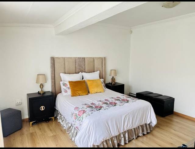 3 BEDROOM HOUSE FOR SALE IN MIDDELBURG SOUTH